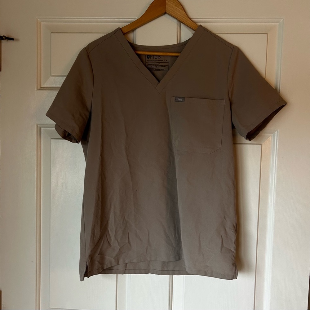 Figs Catarina scrub top khaki